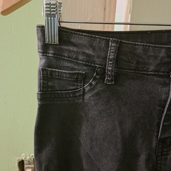 Jennifer Lopez Women's Jeans/Pants - Picture 5 of 16